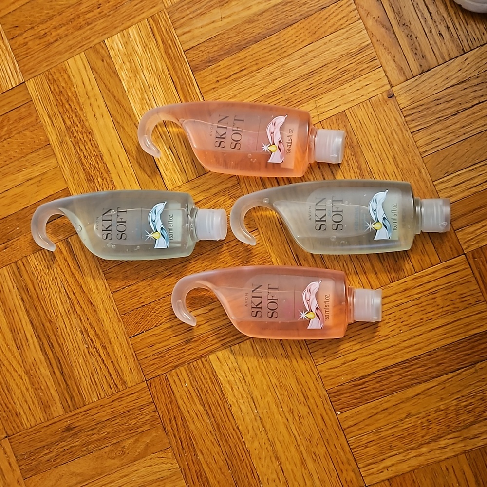 Skin so Soft Shower Gel Bundle. QTY 4. NEW